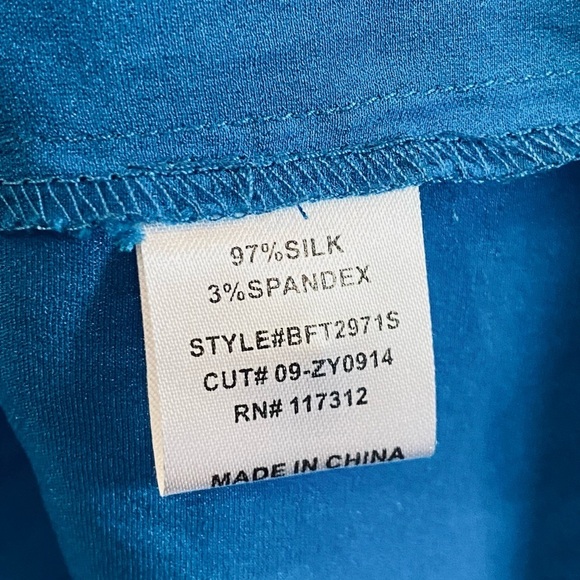 ZOA New York Blue Flutter Sleeve Ruffled Silk Blouse Size L - Picture 8 of 8